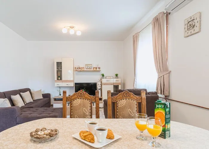 Tea * Privlaka (Zadar)