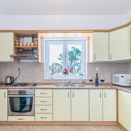Tea Apartment